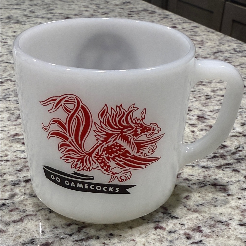 Vintage South Carolina USC Milk Glass Collectable Coffee Mug. New condition.